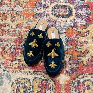 INC Teal Bee Embroidered Mules